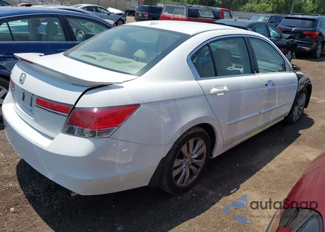 2012 Honda Accord 2.4 Ex-L из США, поврежденный, VIN 1HGCP2F84CA181993